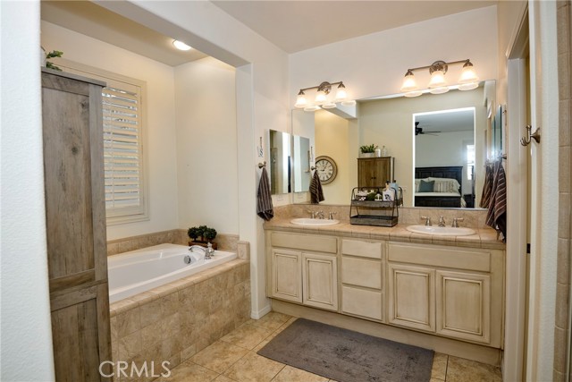 Detail Gallery Image 23 of 49 For 32118 Clear Springs, Winchester,  CA 92596 - 4 Beds | 2/1 Baths