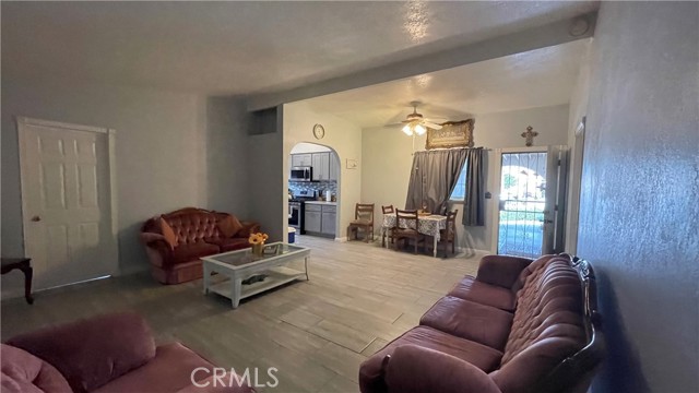 Detail Gallery Image 8 of 34 For 1108 Stichman Ave, La Puente,  CA 91746 - 4 Beds | 2 Baths