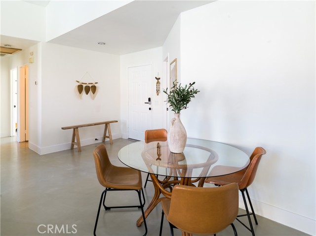 65800 Avenida Ladera, Desert Hot Springs CA: https://media.crmls.org/medias/de52cc55-646a-4c20-b786-37eb018ac105.jpg