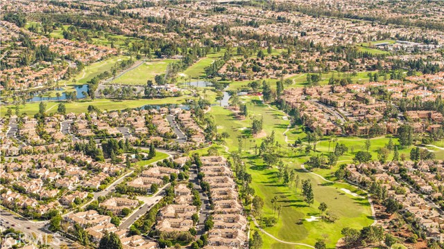 Detail Gallery Image 33 of 38 For 13050 Arborwalk Ln, Tustin,  CA 92782 - 3 Beds | 2/1 Baths