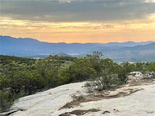 Detail Gallery Image 16 of 21 For 1 Overton, Hemet,  CA 92544 - – Beds | – Baths