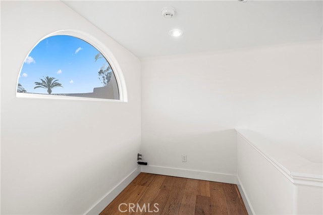 Detail Gallery Image 18 of 24 For 504 Marguerite Ave, Corona Del Mar,  CA 92625 - 3 Beds | 2/1 Baths