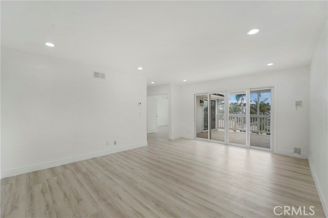 Detail Gallery Image 10 of 28 For 33771 El Encanto Ave #B,  Dana Point,  CA 92629 - 3 Beds | 2 Baths