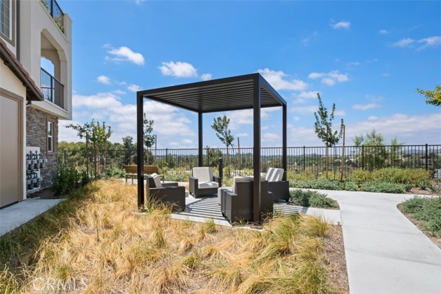 Image 43 of 51 For 242 Niebla Ln