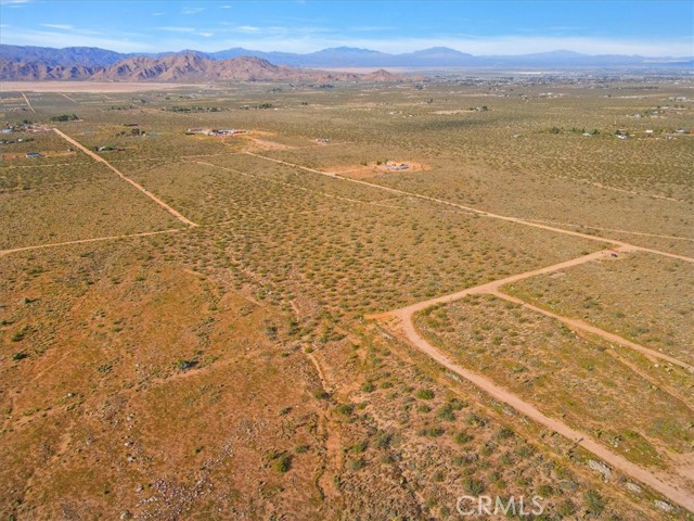 Detail Gallery Image 4 of 6 For 10 Acres Grandview, Lucerne Valley,  CA 92356 - – Beds | – Baths