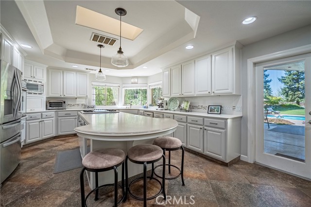2663 Fallbrook Drive, Merced CA: https://media.crmls.org/medias/de54f46a-5d3d-4223-83aa-e1ae346cb8a9.jpg