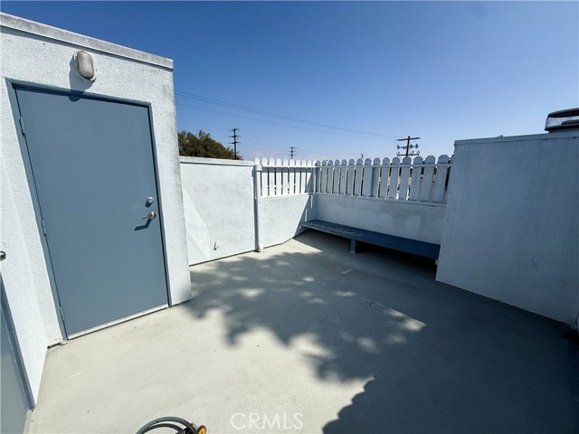 Detail Gallery Image 19 of 19 For 1937 Euclid, Santa Monica,  CA 90404 - 2 Beds | 3/1 Baths