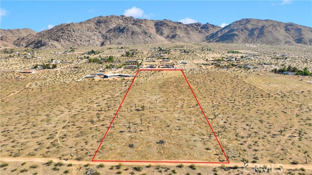 Detail Gallery Image 6 of 9 For 24625 Cahuilla Rd, Apple Valley,  CA 92307 - – Beds | – Baths