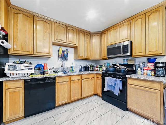 Detail Gallery Image 16 of 27 For 24058 Atwood Ave, Moreno Valley,  CA 92553 - 2 Beds | 1/1 Baths