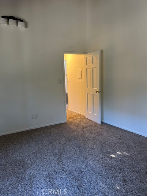 22348 Glenwood, Crestline CA: https://media.crmls.org/medias/de570a93-0fb5-41a5-9ef0-1ff9633673af.jpg