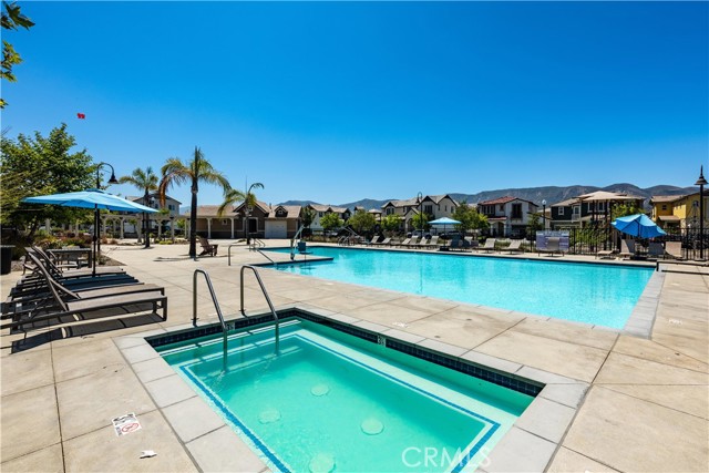 Detail Gallery Image 10 of 24 For 310 Primrose St, Fillmore,  CA 93015 - 3 Beds | 2/1 Baths