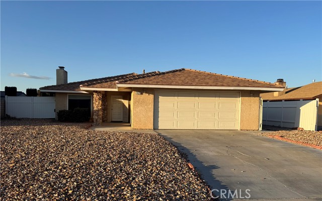 14376 Rivers Edge Road, Helendale CA: https://media.crmls.org/medias/de5751c4-e8f9-43e7-8706-4adec2f10354.jpg