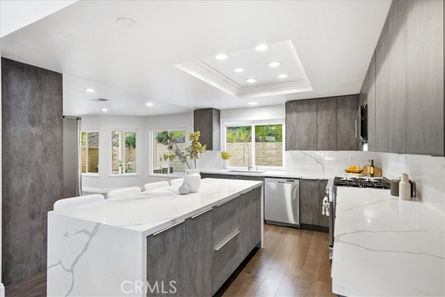 Detail Gallery Image 12 of 36 For 2291 Ardemore, Fullerton,  CA 92833 - 4 Beds | 3 Baths