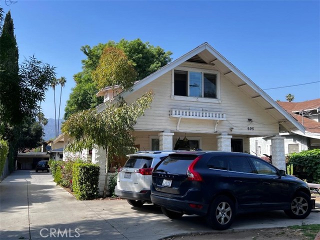 Detail Gallery Image 7 of 8 For 693 Santa Barbara St, Pasadena,  CA 91101 - – Beds | – Baths