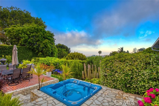 2501 Novato Place, Palos Verdes Estates, California 90274, 5 Bedrooms Bedrooms, ,4 BathroomsBathrooms,Residential,Sold,Novato,SB23121468