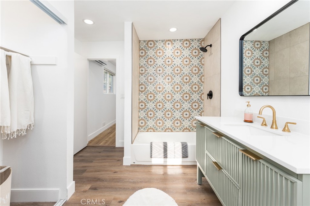 MLS #IG25271774 image #15