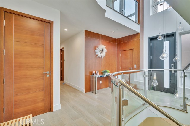 Detail Gallery Image 31 of 73 For 719 1st Pl, Hermosa Beach,  CA 90254 - 4 Beds | 4 Baths