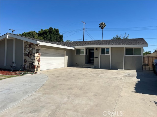 Detail Gallery Image 1 of 42 For 18614 Liggett St, Northridge,  CA 91324 - 5 Beds | 3/1 Baths