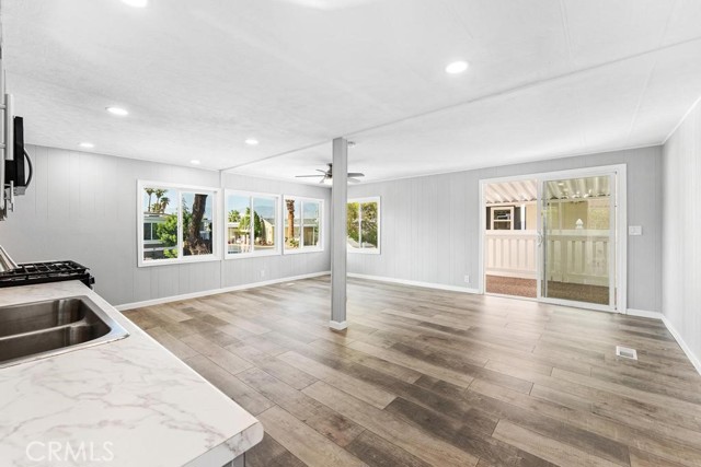 Detail Gallery Image 9 of 28 For 17555 Corkhill Rd #28,  Desert Hot Springs,  CA 92240 - 2 Beds | 2 Baths