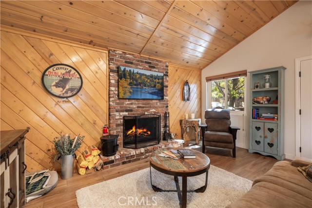 667 Lintner Road, Big Bear Lake, CA 92315