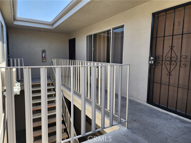 Detail Gallery Image 10 of 23 For 9116 Palm St, Bellflower,  CA 90706 - – Beds | – Baths