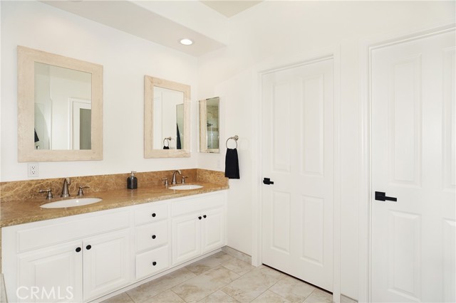 Detail Gallery Image 48 of 70 For 1074 Westcreek Ln, Westlake Village,  CA 91362 - 3 Beds | 2/1 Baths