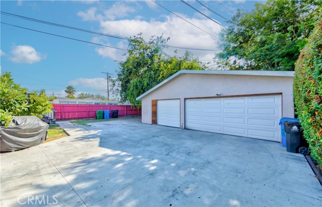 Detail Gallery Image 32 of 39 For 3015 Edgehill Dr, Los Angeles,  CA 90018 - – Beds | – Baths