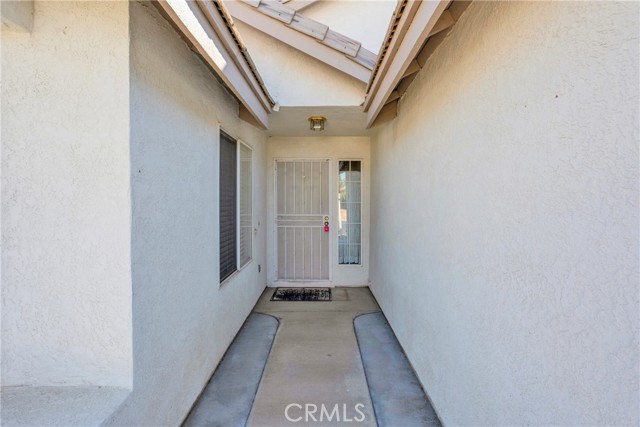 11246 Pleasant Hills Drive, Apple Valley CA: https://media.crmls.org/medias/de5d013f-fbea-4d44-a188-b27abb1e682d.jpg