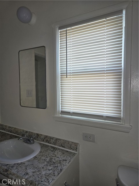 Detail Gallery Image 34 of 44 For 209 S Birch St #B,  Santa Ana,  CA 92701 - 1 Beds | 1 Baths