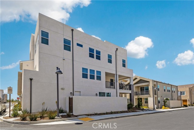 Detail Gallery Image 55 of 72 For 251 Tank, Irvine,  CA 92618 - 4 Beds | 3/1 Baths