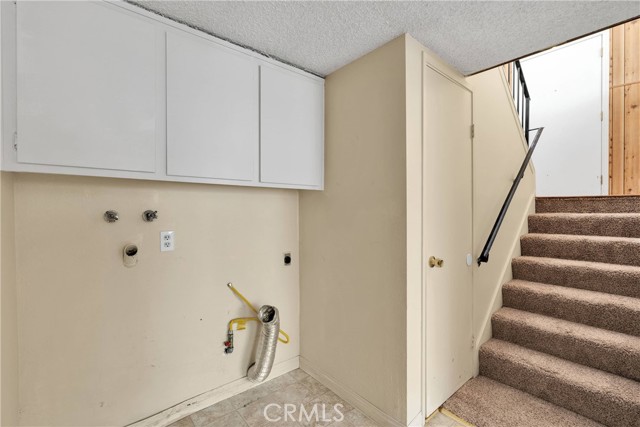 101 Rockledge Lane, Lake Arrowhead CA: https://media.crmls.org/medias/de6102d3-379d-4b99-82a9-d65493a988fb.jpg