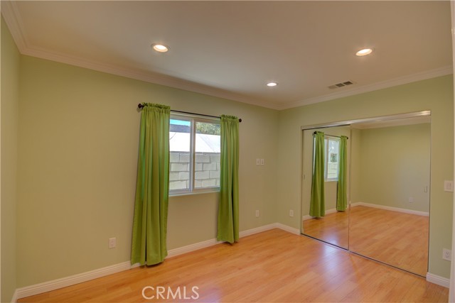 Detail Gallery Image 15 of 21 For 1367 E Windsor, Glendale,  CA 91205 - 3 Beds | 2/1 Baths
