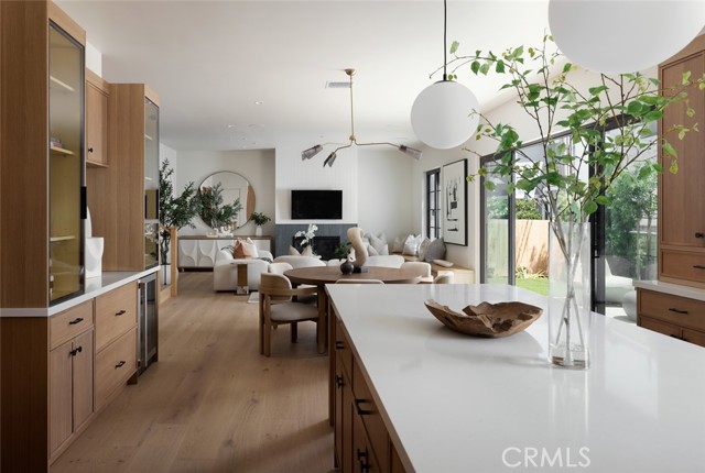 1594 Redlands Place, Costa Mesa CA: https://media.crmls.org/medias/de631fce-3dcf-4d6a-bcd2-45d8876fd041.jpg