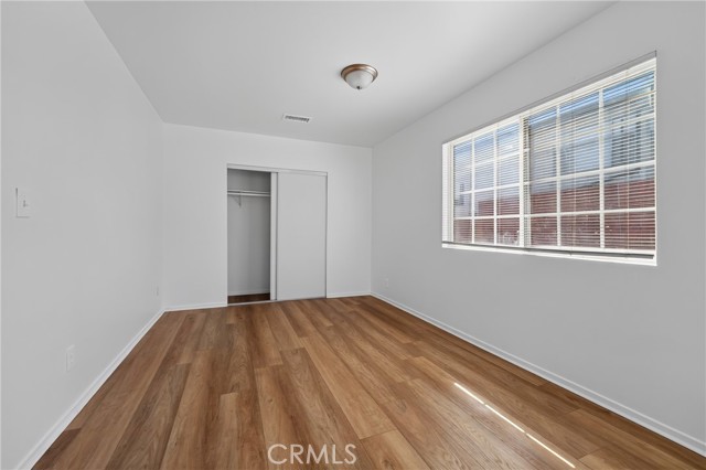 6819 Bellaire Avenue photo 23