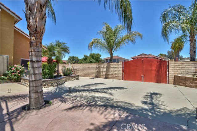 Image 32 of 39 For 12914 Coralberry St.