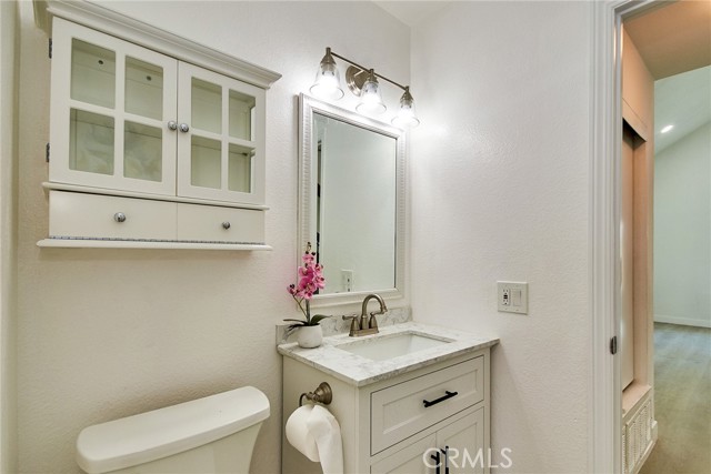 Detail Gallery Image 9 of 37 For 2028 E Lainie St, West Covina,  CA 91792 - 4 Beds | 3 Baths