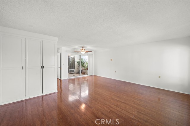 Detail Gallery Image 4 of 35 For 2048 via Mariposa #D,  Laguna Woods,  CA 92637 - 2 Beds | 1 Baths