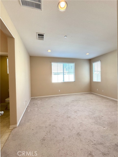 Detail Gallery Image 12 of 31 For 7450 Silver Saddle Ct, Corona,  CA 92880 - 5 Beds | 3/1 Baths