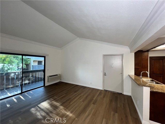 Image 4 of 36 For 3535 Banbury Drive 34