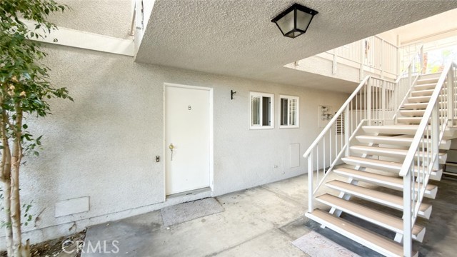 Detail Gallery Image 2 of 26 For 666 via Los Altos #B,  Laguna Woods,  CA 92637 - 2 Beds | 2 Baths