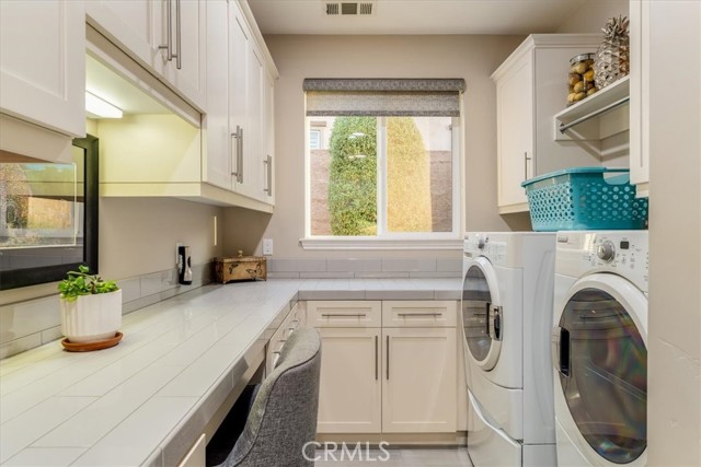 1702 Louise Lane, Nipomo CA: https://media.crmls.org/medias/de66e2b1-332f-45ff-9116-f2d2f60fcc9e.jpg
