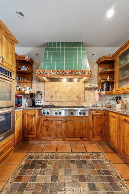 9075 Mesa Vista Street, Apple Valley CA: https://media.crmls.org/medias/de673d54-466f-4feb-8b5f-eda14c513bd0.jpg