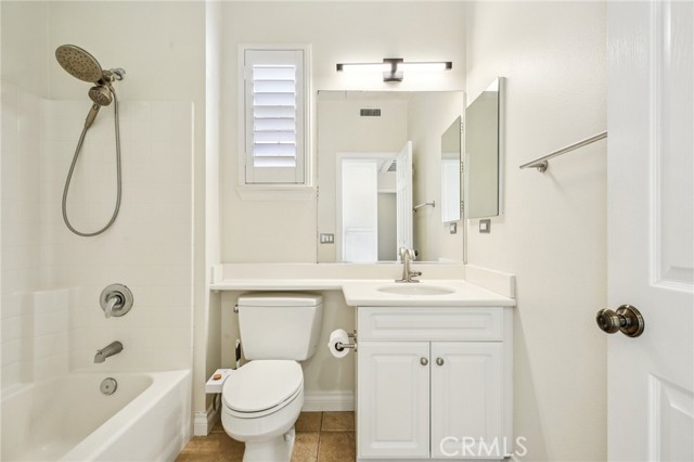 Detail Gallery Image 22 of 29 For 78 Dovetail, Irvine,  CA 92603 - 2 Beds | 2/1 Baths