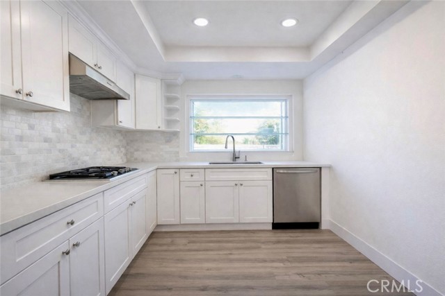 Detail Gallery Image 6 of 22 For 9543 Andover Cir, Fountain Valley,  CA 92708 - 3 Beds | 2 Baths