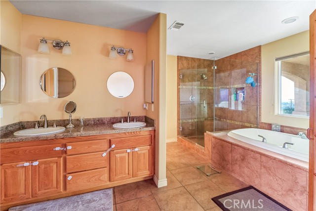 Detail Gallery Image 25 of 43 For 23053 Roundup Way, Apple Valley,  CA 92308 - 3 Beds | 2/1 Baths