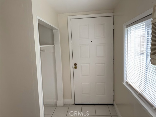 1610 Basler, Sacramento CA: https://media.crmls.org/medias/de6ba88b-49dd-4079-903b-36f82240d828.jpg