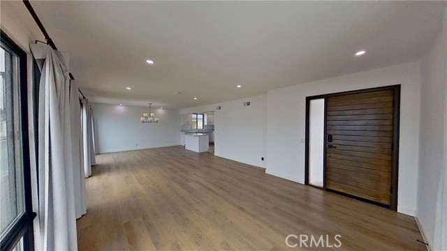 4112 Seashore Drive, Newport Beach CA: https://media.crmls.org/medias/de6bbec5-80c4-4180-b05c-917609fcd8c1.jpg