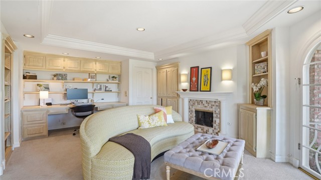 Detail Gallery Image 42 of 74 For 4548 Ellenboro, Woodland Hills,  CA 91364 - 4 Beds | 4/1 Baths