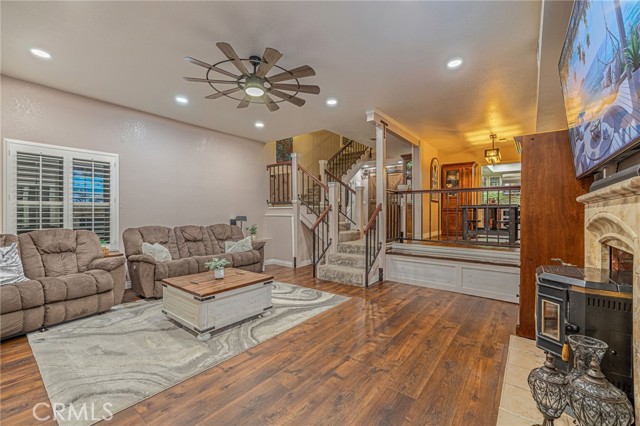 Image 7 of 49 For 42725 Deer Walk Road