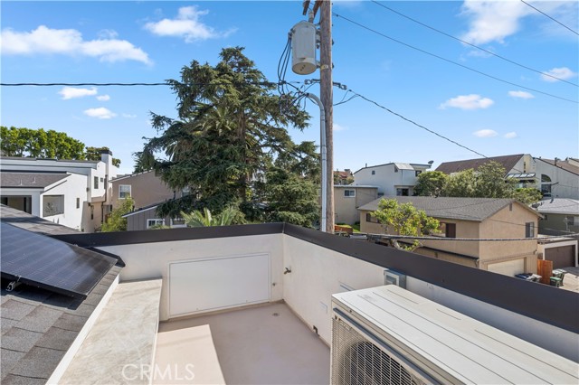 Detail Gallery Image 17 of 20 For 700 1/2 Iris, Corona Del Mar,  CA 92625 - 2 Beds | 2/1 Baths